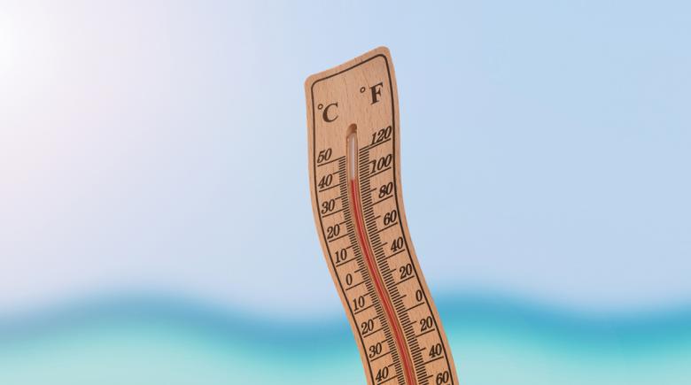 Thermometer in the heat