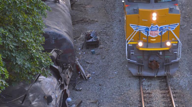 Train passes Mosier derailment